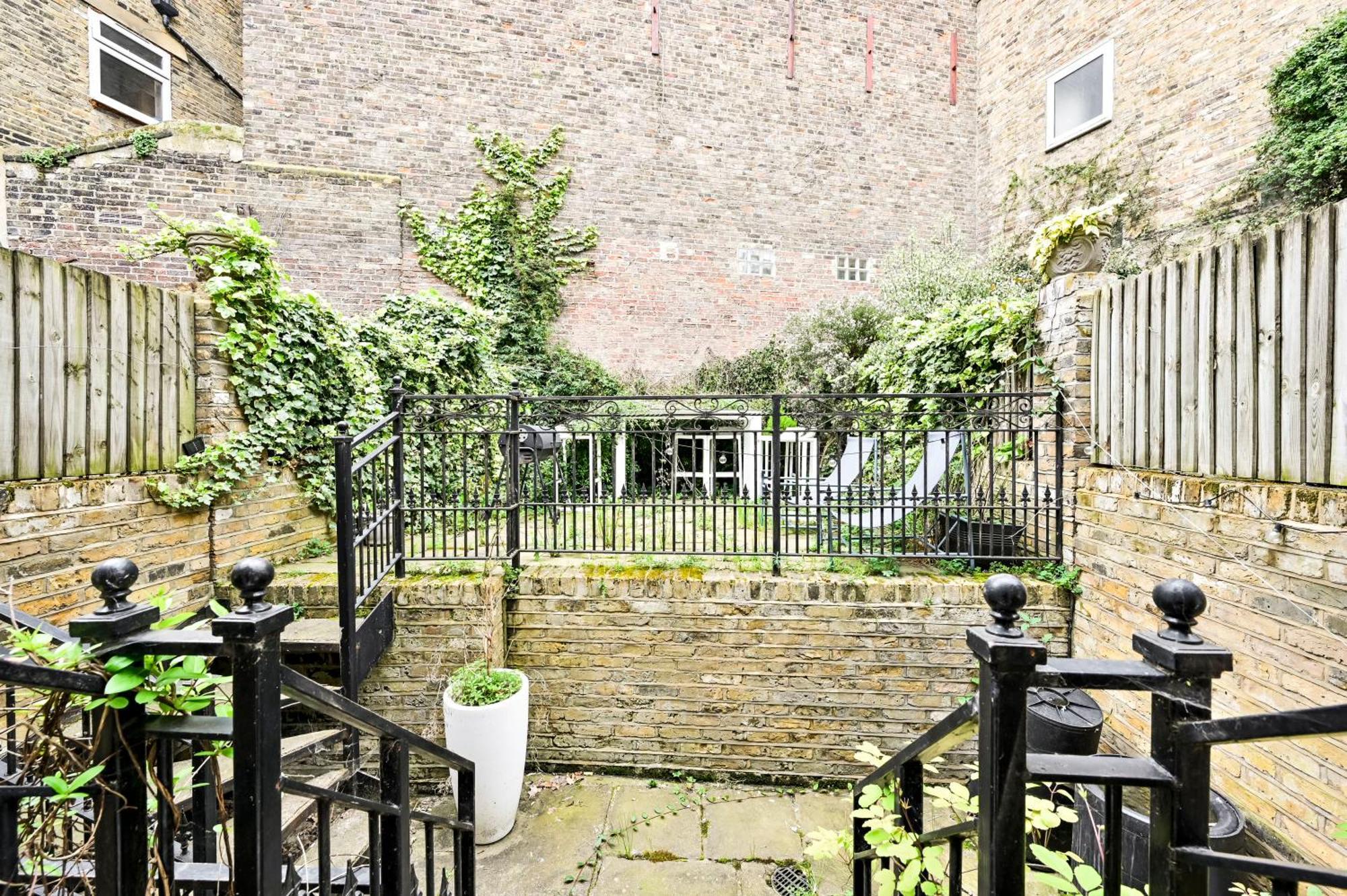 5 Bed House - Fancy - Sleep Up To 12 - Central London Exterior photo
